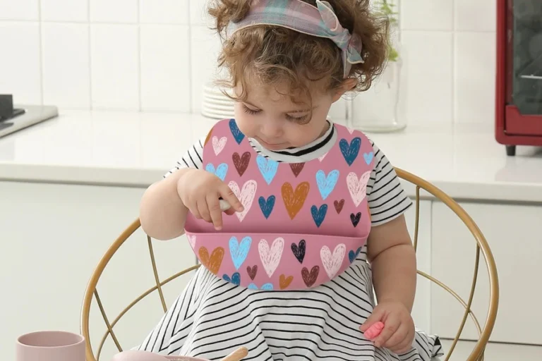 Non-toxic baby bibs